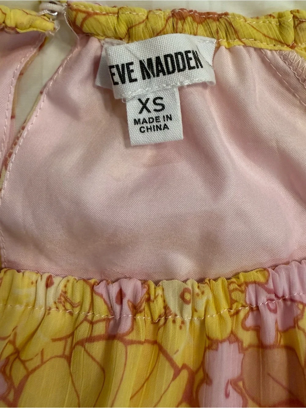 Steve Madden Pink & YellowFloral Cut Out Dress Size XS NWOT - Picture 7 of 13